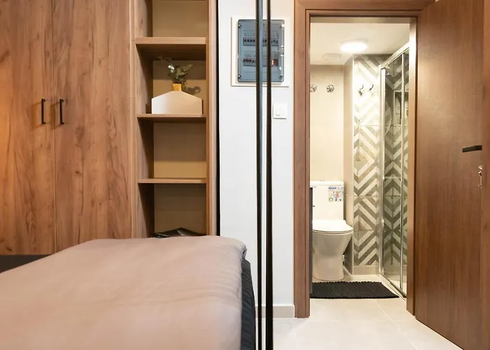 Daire F & B Collection - Minilux For 3 *