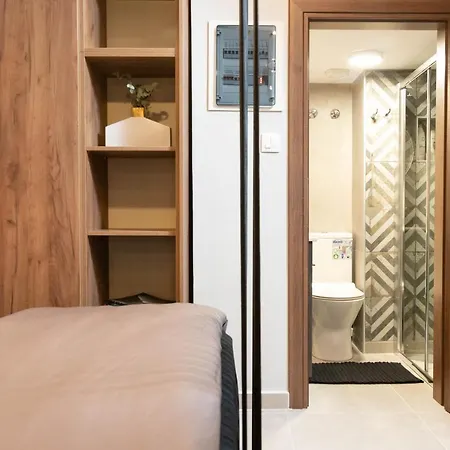 Daire F & B Collection - Minilux For 3 *